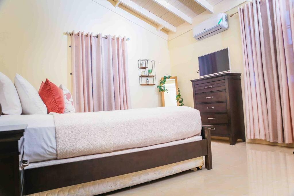 Villas In Draxhall, Pool, Gym, Tennis, Kids Playground Mammee Bay Exterior foto